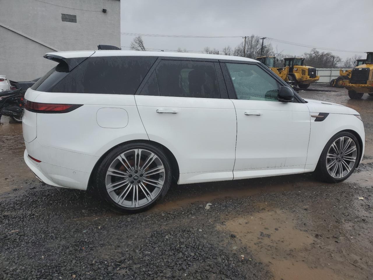 2024 LAND ROVER RANGE ROVER SPORT DYNAMIC SE VIN:SAL1L9FU3RA159864