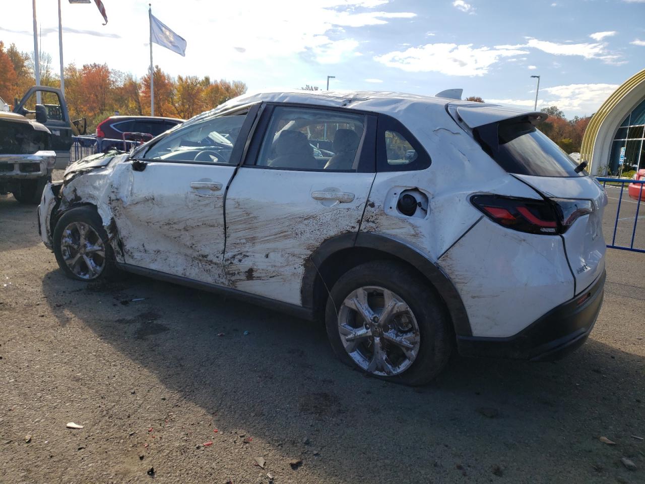 2023 HONDA HR-V LX VIN:3CZRZ2H31PM745025