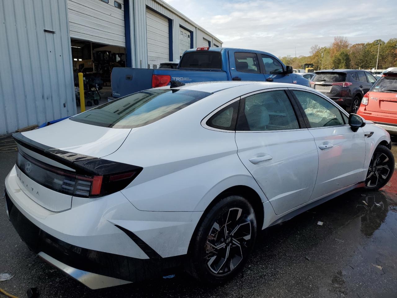 2024 HYUNDAI SONATA SEL VIN:KMHL64JAXRA372300