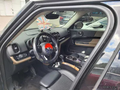 2018 MINI Countryman WMWYT9107J3D76952 VIN:WMWYT9107J3D76952