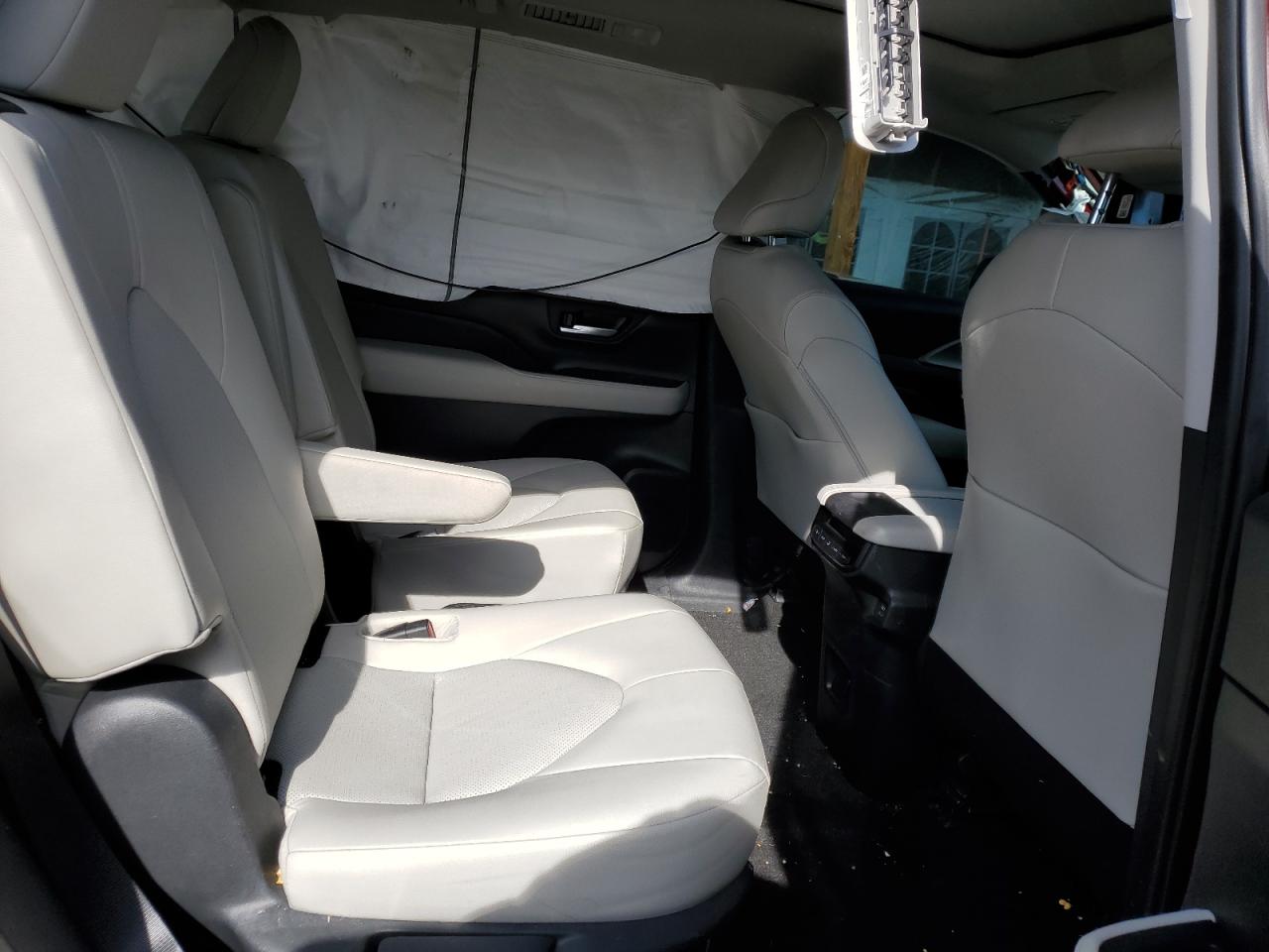 2024 TOYOTA GRAND HIGHLANDER XLE VIN:5TDACAB51RS018723