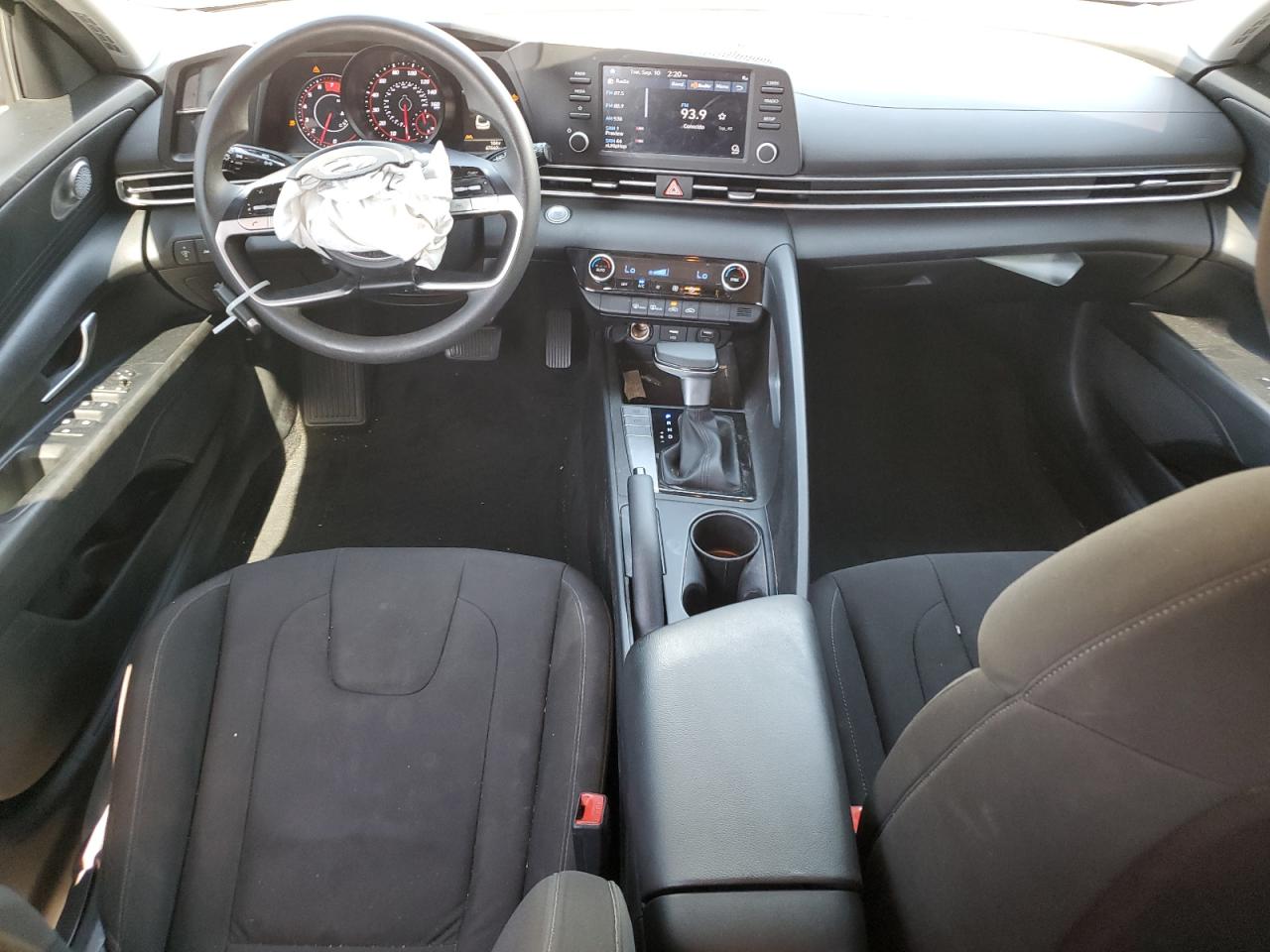 2022 HYUNDAI ELANTRA SEL VIN:KMHLM4AG8NU263272
