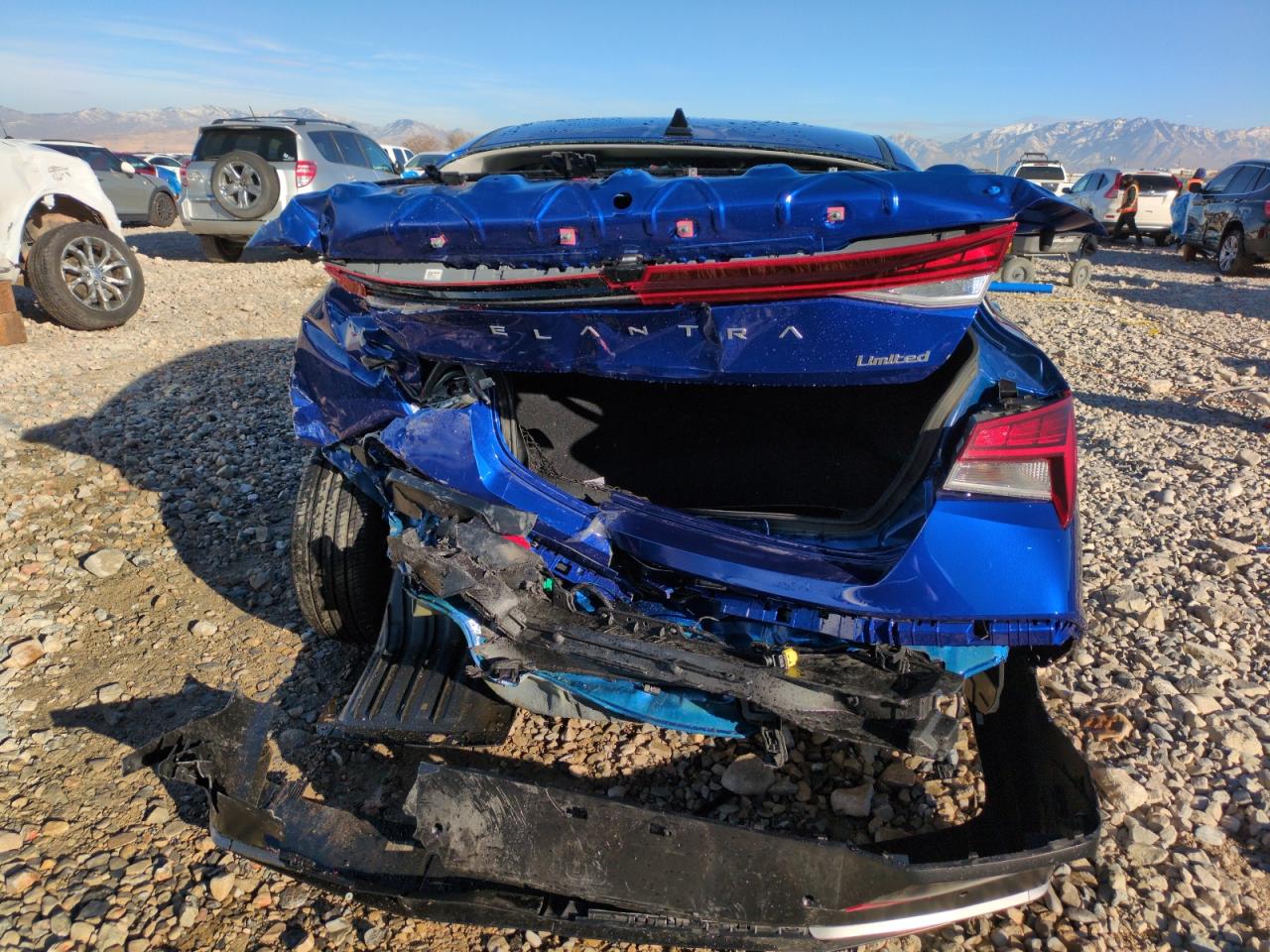 2024 HYUNDAI ELANTRA LIMITED VIN:KMHLP4DG8RU779818