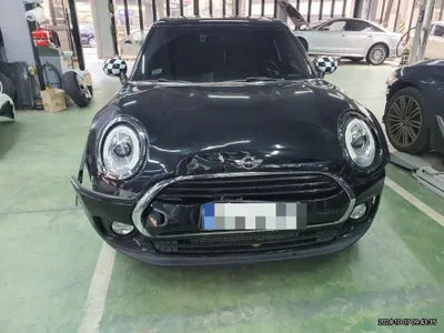 2018 MINI Clubman VIN: