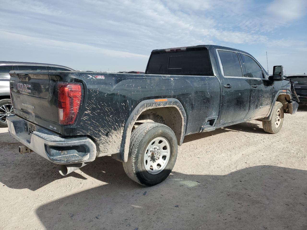 2022 GMC SIERRA K2500 SLE VIN:1GT49MEY5NF100063