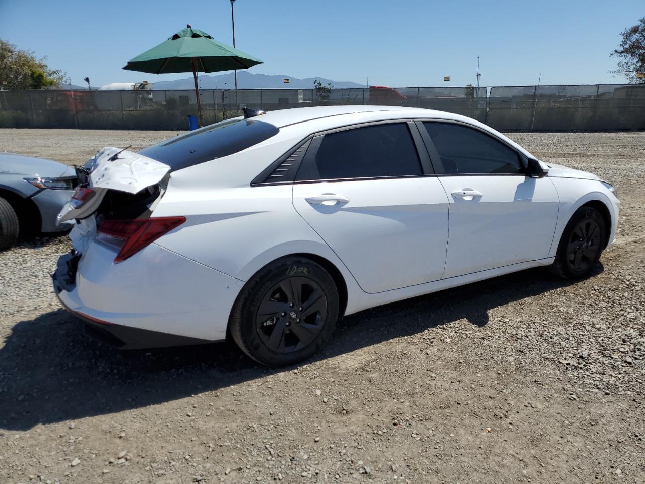 2023 HYUNDAI ELANTRA BLUE VIN:KMHLM4AJ7PU083781