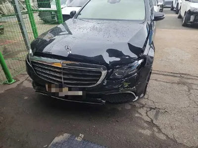 2017 Mercedes-Benz E 220 VIN: