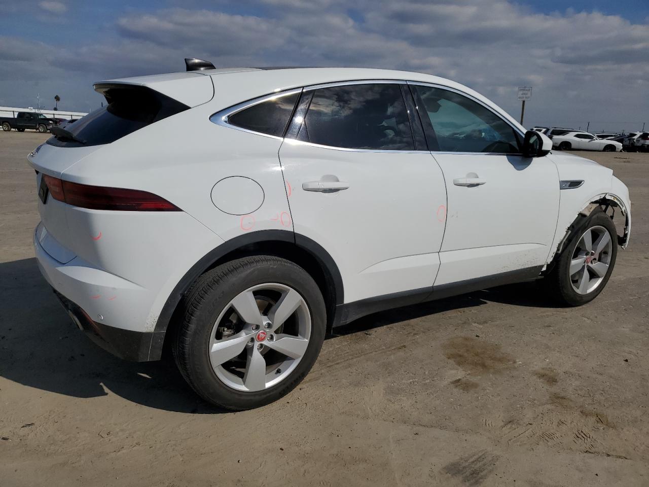 2022 JAGUAR E-PACE SE VIN:SADFP2FX2N1029401