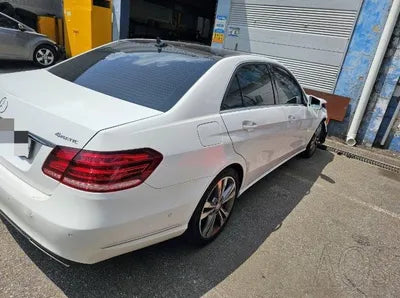 2014 Mercedes-Benz E 300 VIN: