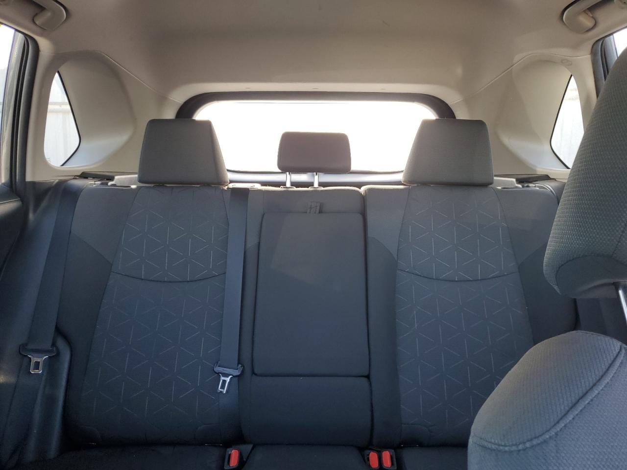 2022 TOYOTA RAV4 XLE VIN:2T3P1RFV0NC281384