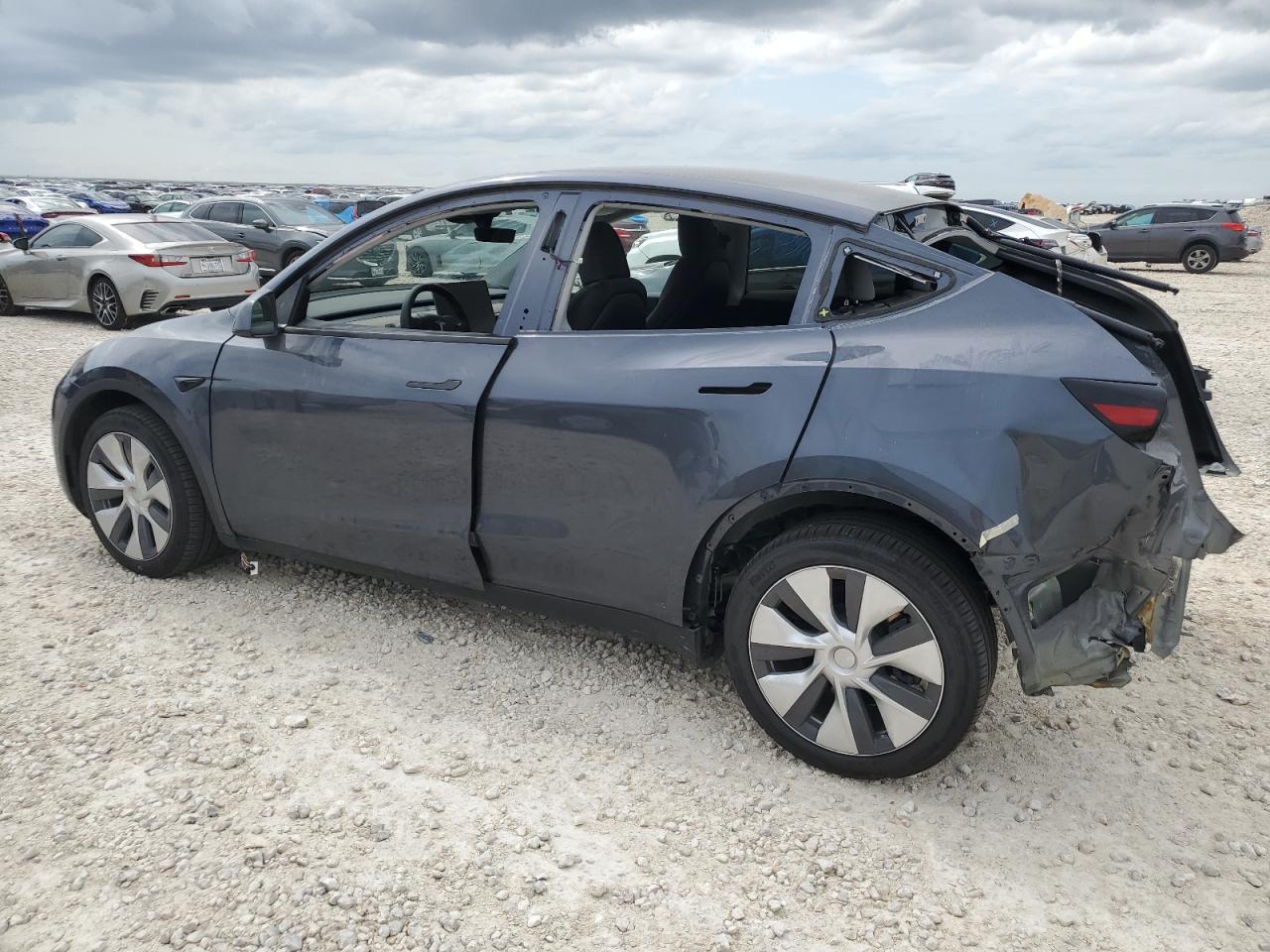 2023 TESLA MODEL Y  VIN:7SAYGDEE7PA207488