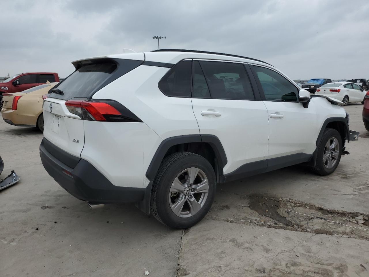 2022 TOYOTA RAV4 XLE VIN:2T3W1RFVXNW202863