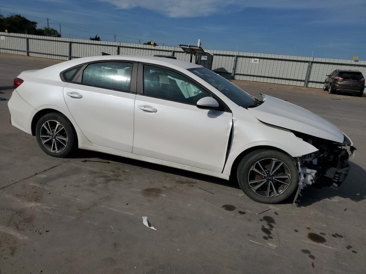 2022 KIA FORTE FE VIN:3KPF24AD7NE488567
