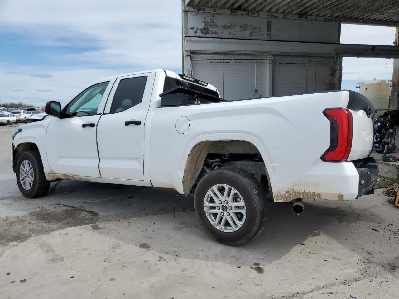 2022 TOYOTA TUNDRA DOUBLE CAB SR VIN:5TFKB5AA4NX015591