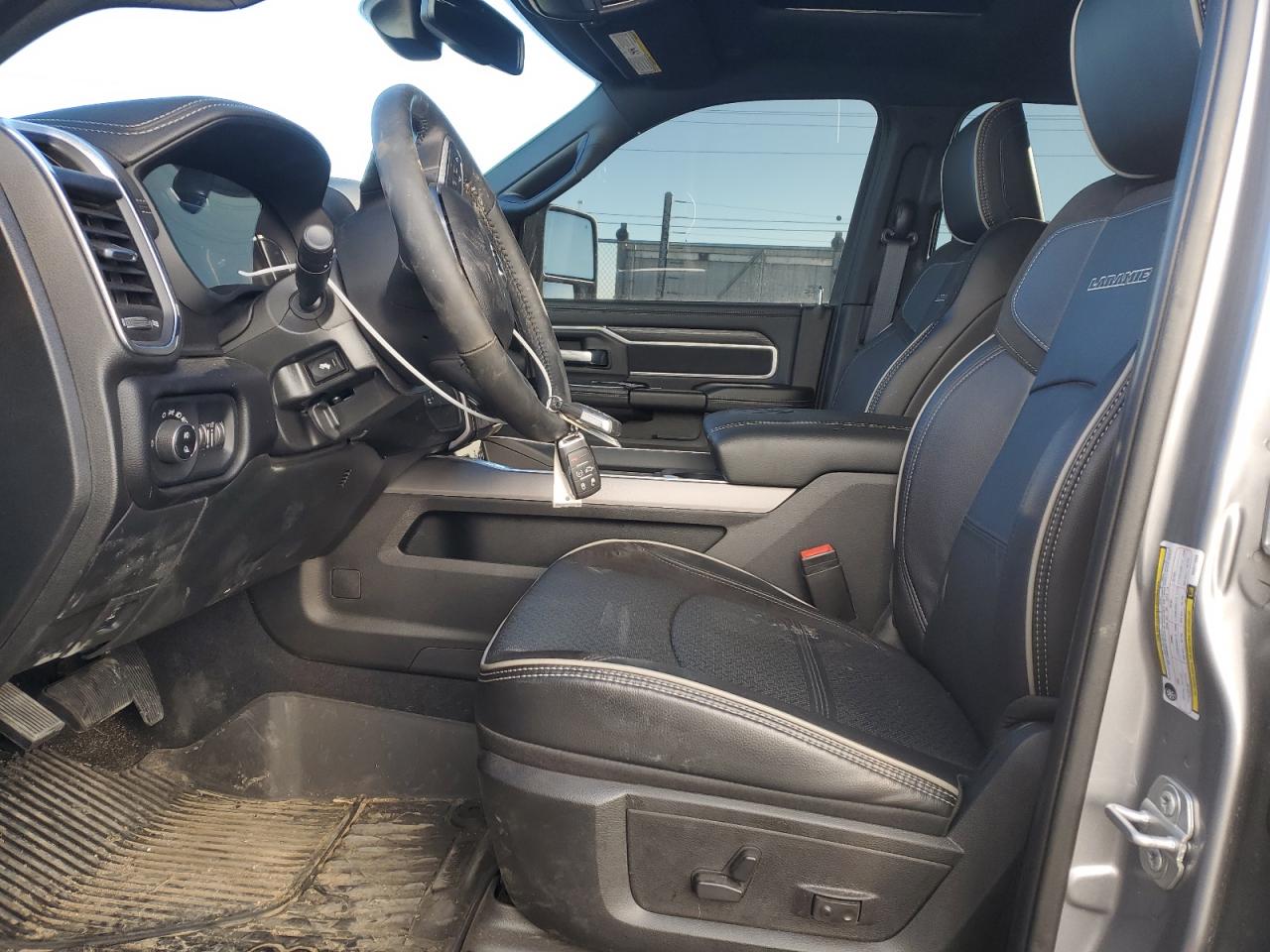 2024 RAM 3500 LARAMIE VIN:3C63RRJL2RG377865