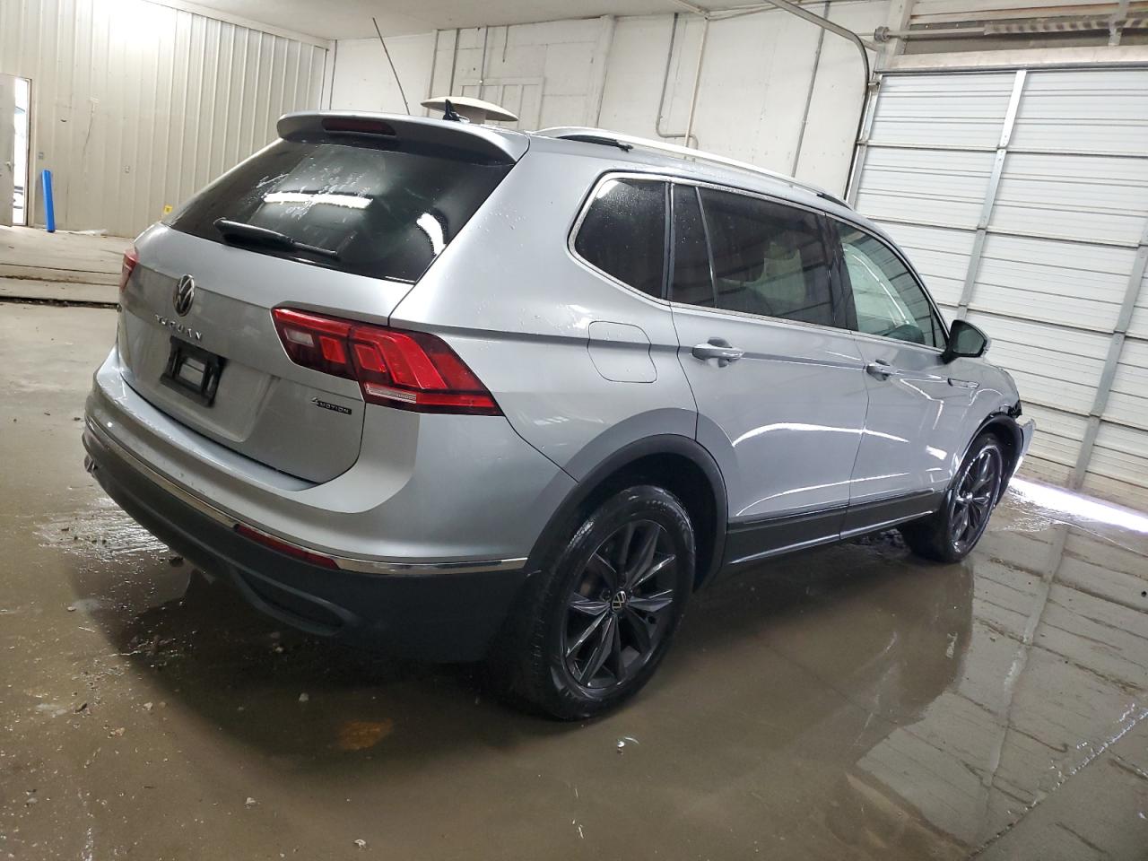 2022 VOLKSWAGEN TIGUAN SE VIN:3VV2B7AX1NM019637
