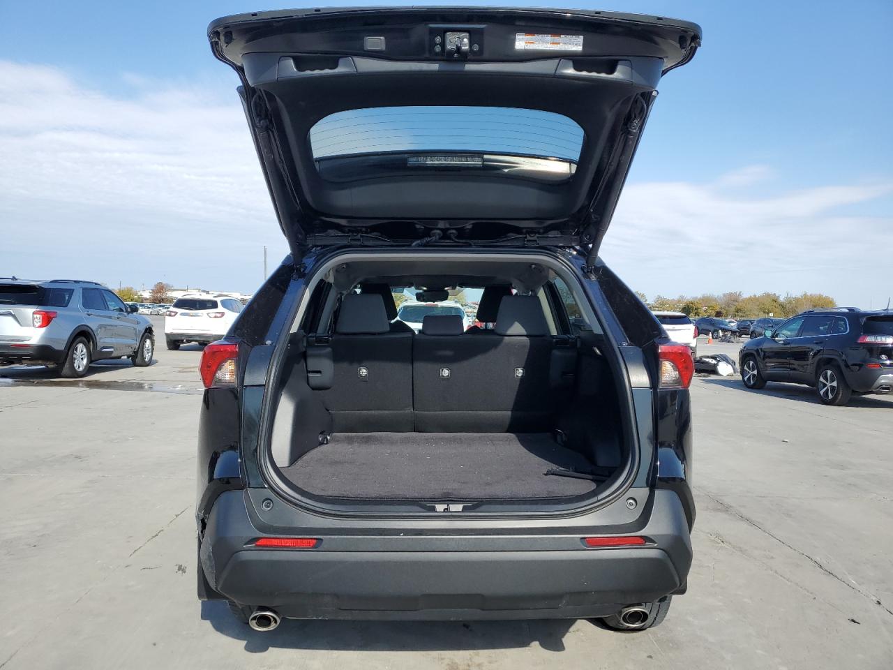 2024 TOYOTA RAV4 XLE VIN:2T3W1RFV3RC257694
