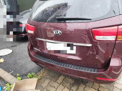 2017 Kia Carnival VIN: