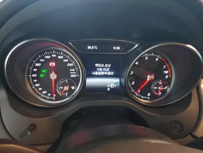 2018 Mercedes-Benz CLA 220 WDDSJ4FB8JN603942 VIN:WDDSJ4FB8JN603942