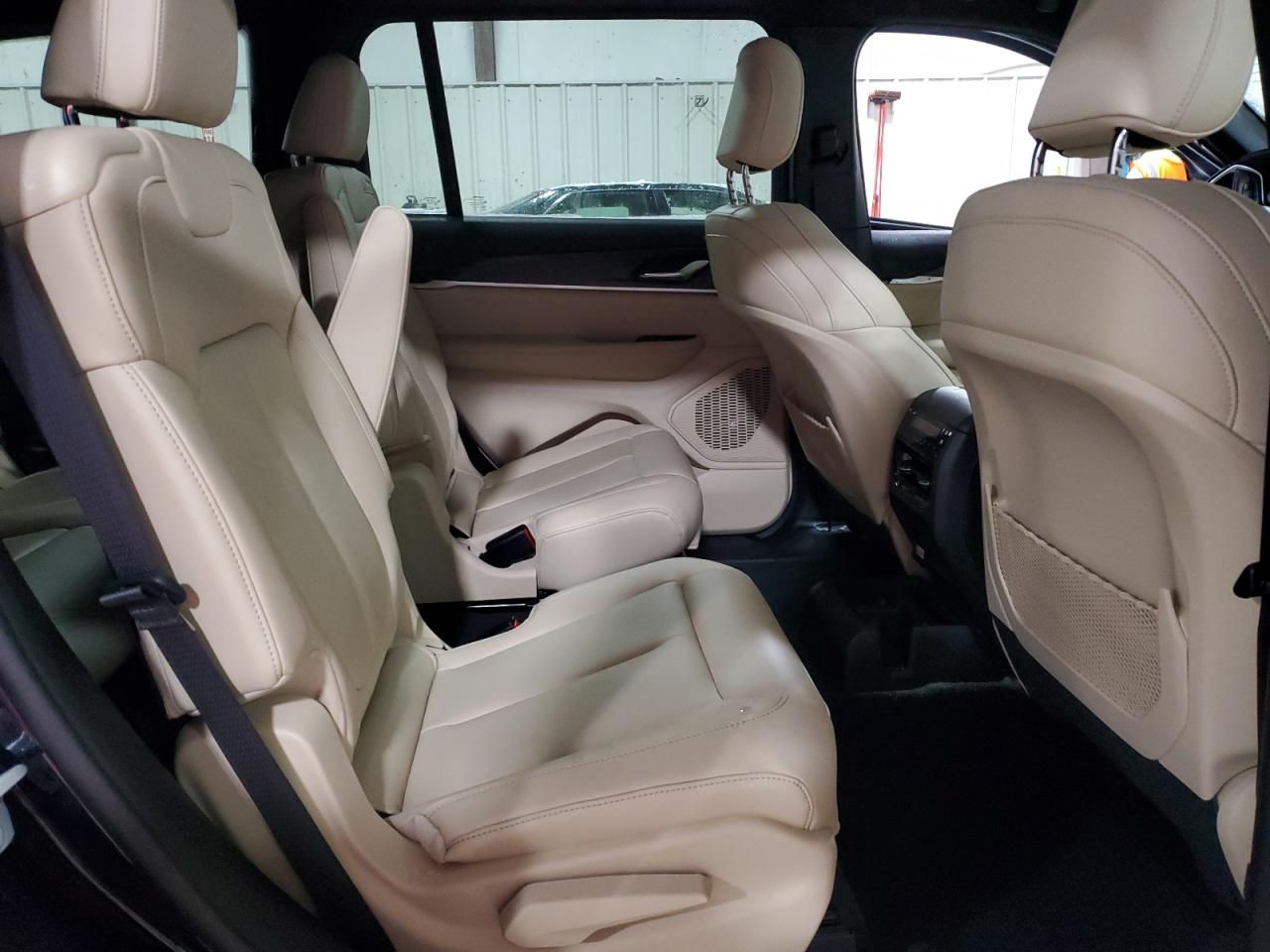 2024 JEEP GRAND CHEROKEE L LIMITED VIN:1C4RJKBG3R8601038