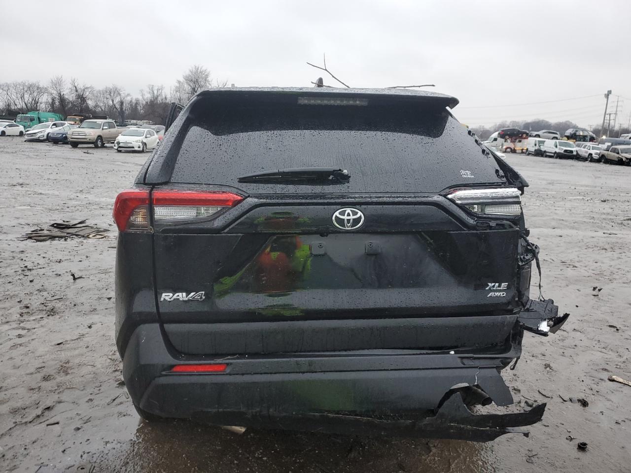 2024 TOYOTA RAV4 XLE PREMIUM VIN:2T3A1RFV7RC431972