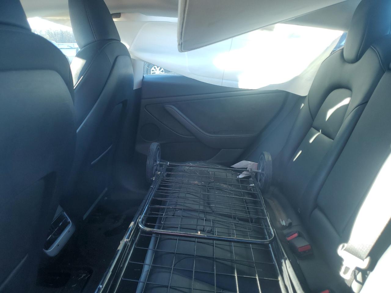 2023 TESLA MODEL 3  VIN:5YJ3E1EA8PF563654