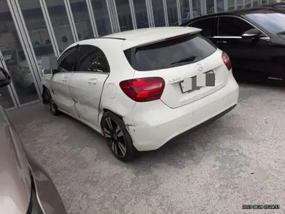 2017 Mercedes-Benz A 200 VIN: