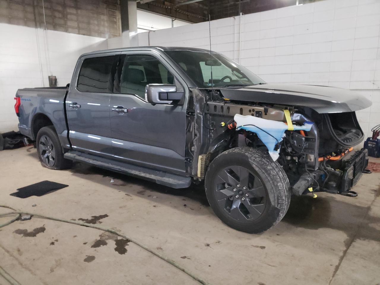 2022 FORD F150 LIGHTNING PRO VIN:1FT6W1EV7NWG10033