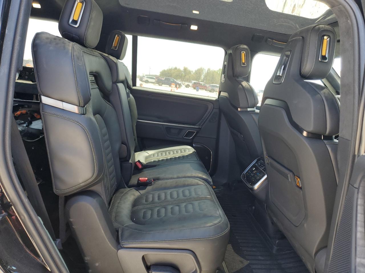 2024 RIVIAN R1S ADVENTURE VIN:7PDSGCBA4RN044958