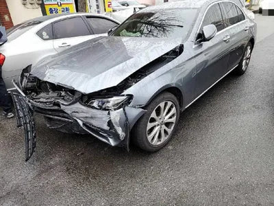 2019 Mercedes-Benz E 220 WDDZF0EB8KA618055 VIN:WDDZF0EB8KA618055