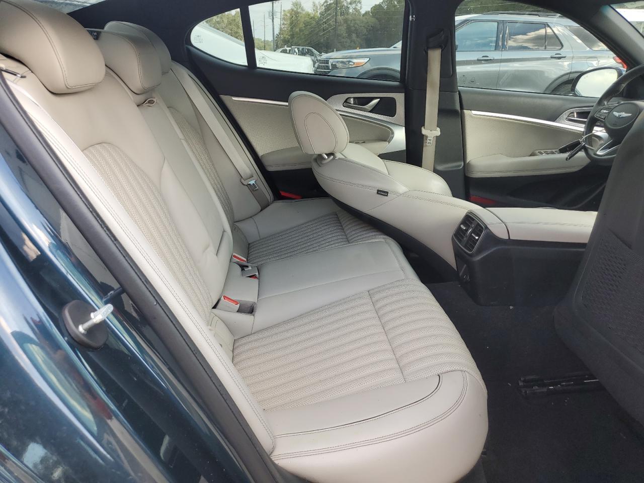 2022 GENESIS G70 BASE VIN:KMTG54TE9NU084593