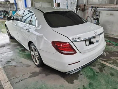 2018 Mercedes-Benz E 220 WDDZF0EB8JA481892 VIN:WDDZF0EB8JA481892