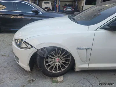 2015 Jaguar XF 704KMSAJAA05J0FDU VIN:704KMSAJAA05J0FDU