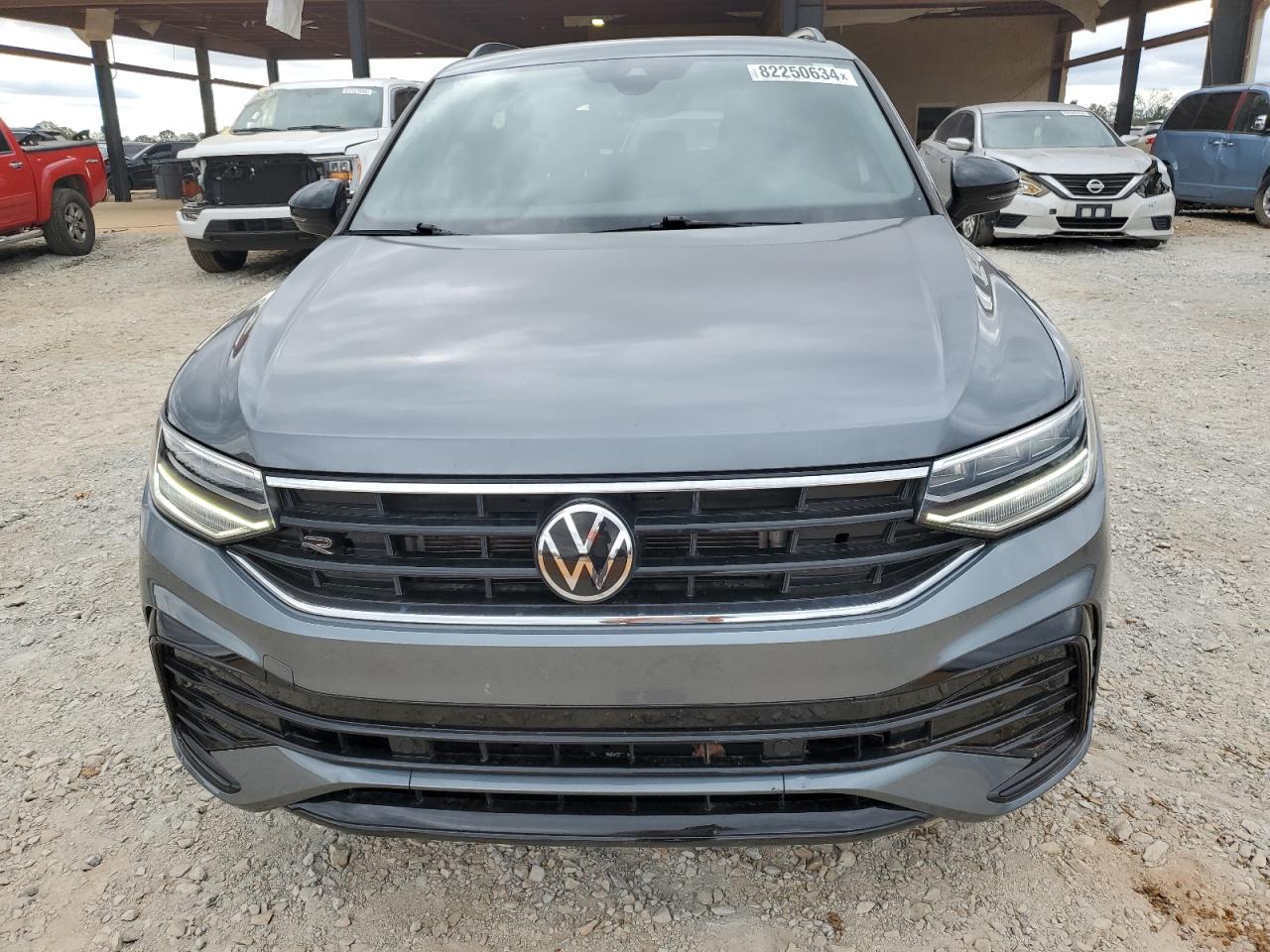 2022 VOLKSWAGEN TIGUAN SE R-LINE BLACK VIN:3VVCB7AX8NM143506