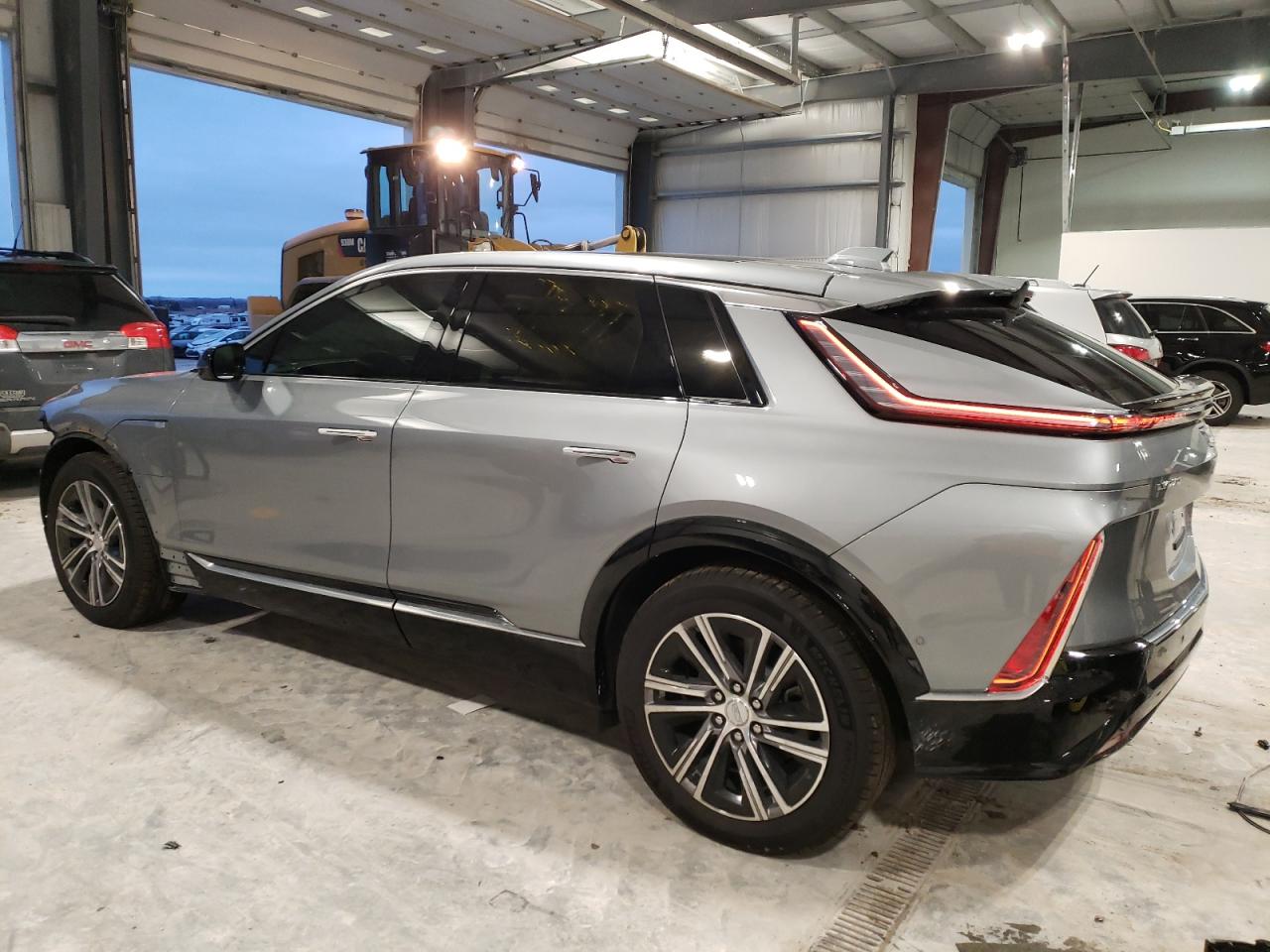 2024 CADILLAC LYRIQ LUXURY VIN:1GYKPPRL9RZ137919