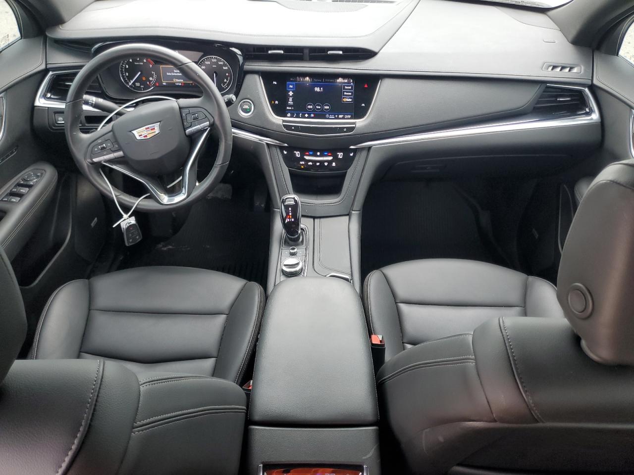 2024 CADILLAC XT6 LUXURY VIN:1GYKPAR47RZ720446