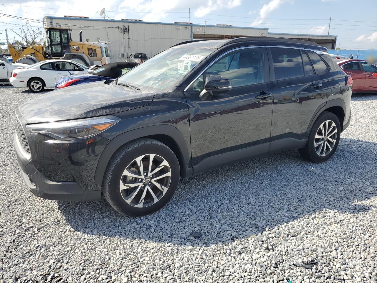 2024 TOYOTA COROLLA CROSS XLE VIN:7MUEAABG7RV081372