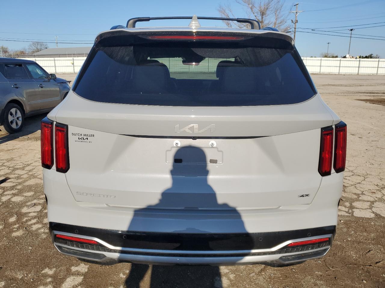 2023 KIA SORENTO SX VIN:5XYRKDLFXPG241206