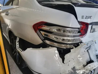 2014 Mercedes-Benz E 220 VIN: