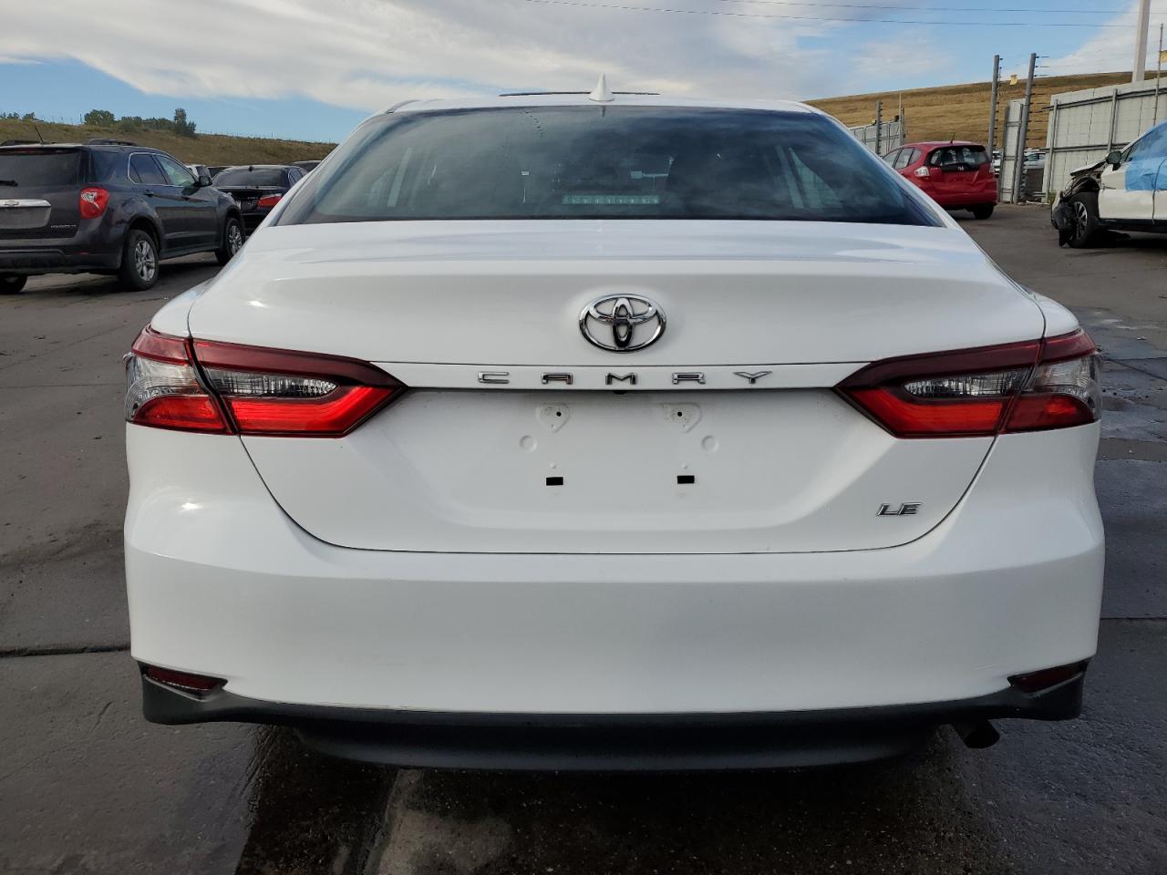 2022 TOYOTA CAMRY LE VIN:4T1C11AKXNU628384