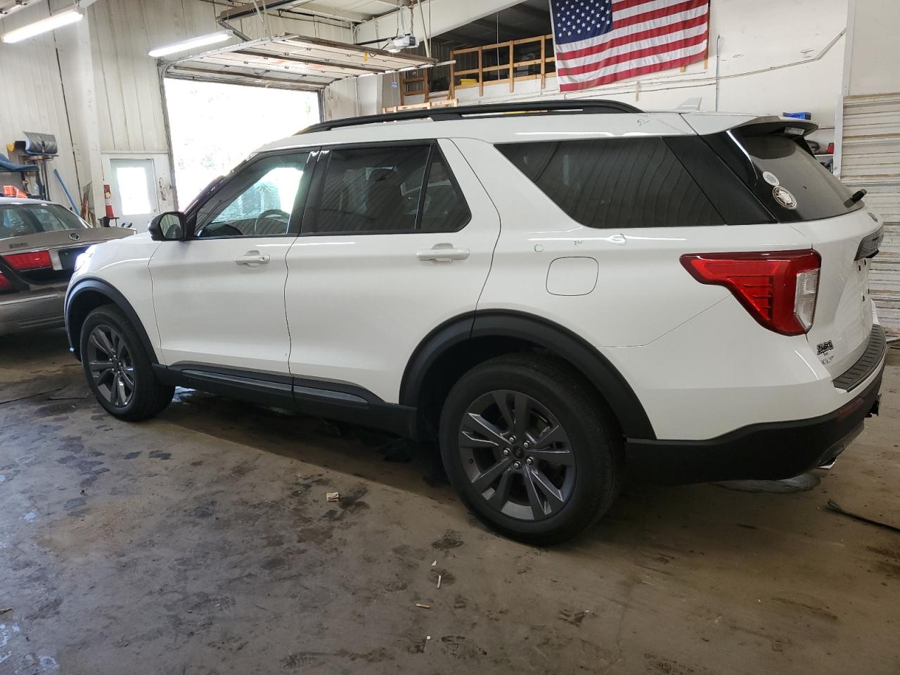 2023 FORD EXPLORER XLT VIN:1FMSK8DH3PGB91167