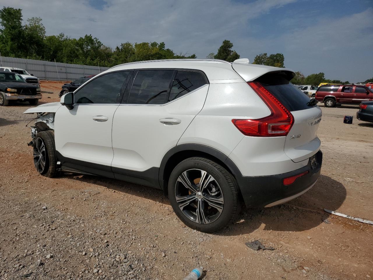 2022 VOLVO XC40 T5 INSCRIPTION VIN:YV4162UL7N2653176