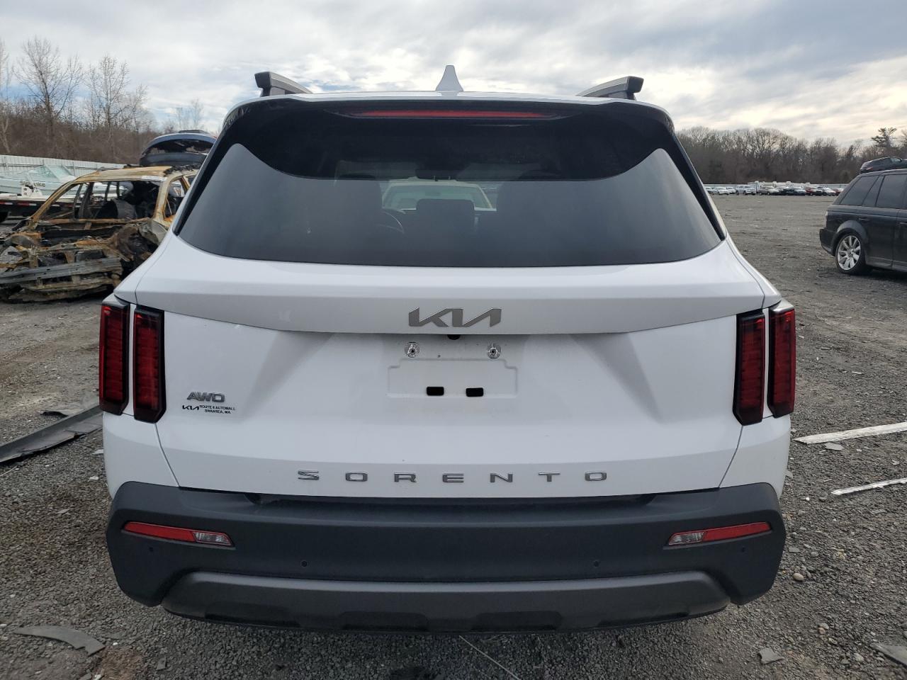 2022 KIA SORENTO S VIN:5XYRLDLC7NG109066