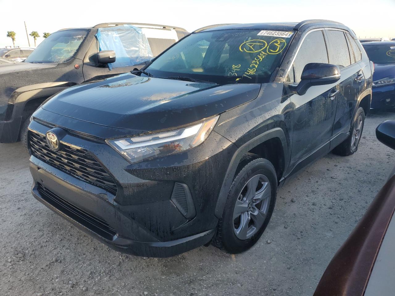 2022 TOYOTA RAV4 XLE VIN:2T3W1RFV1NW194569