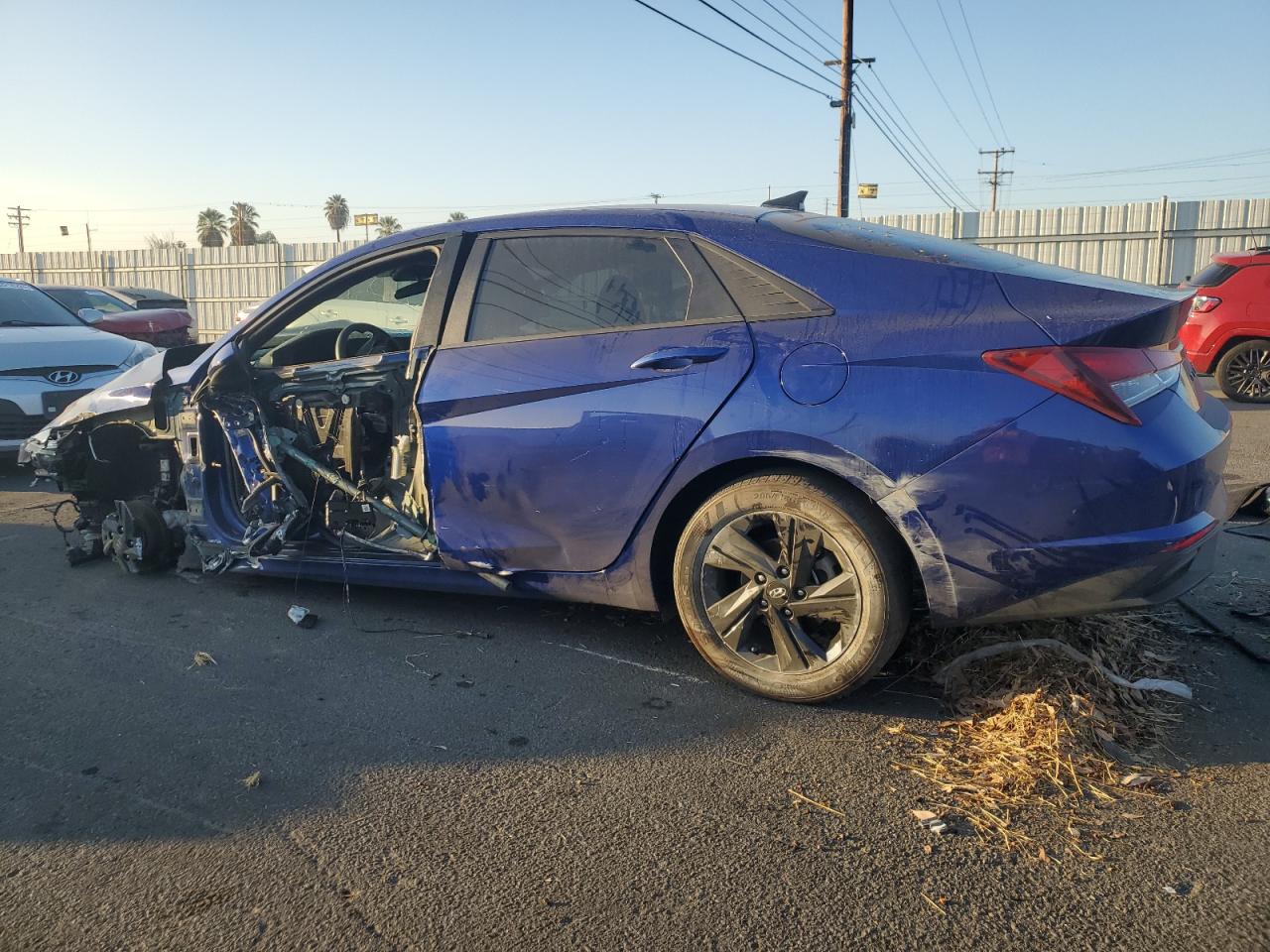 2023 HYUNDAI ELANTRA SEL VIN:5NPLM4AG2PH110811