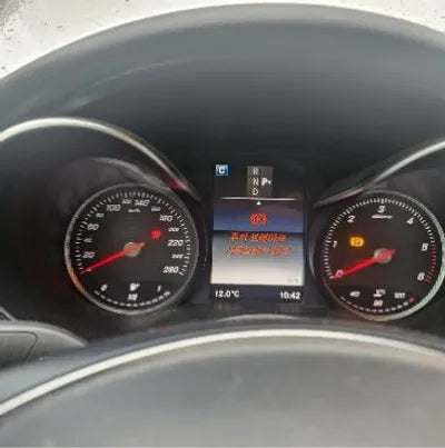 2015 Mercedes-Benz C 220 VIN: