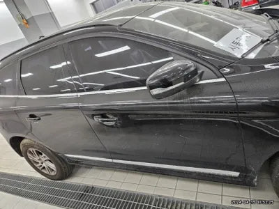 2016 Volvo XC60 VIN: