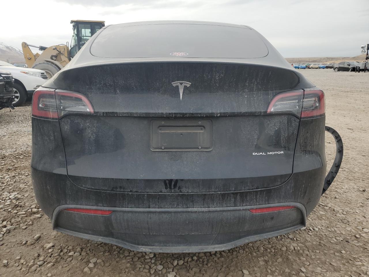 2023 TESLA MODEL Y  VIN:7SAYGAEE8PF772964