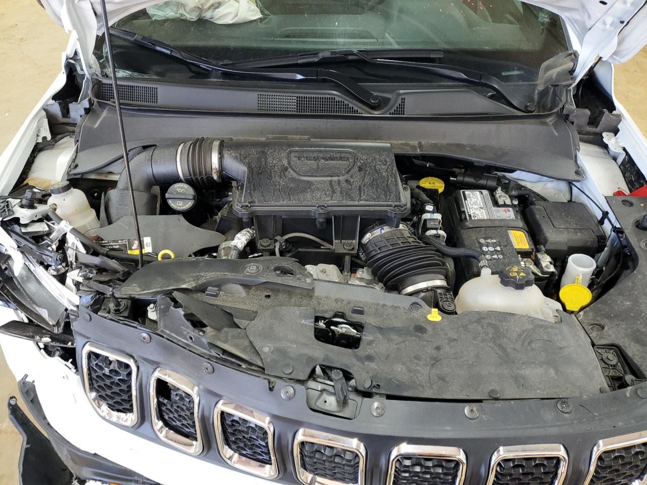 2024 JEEP COMPASS LATITUDE VIN:3C4NJDBN7RT606091