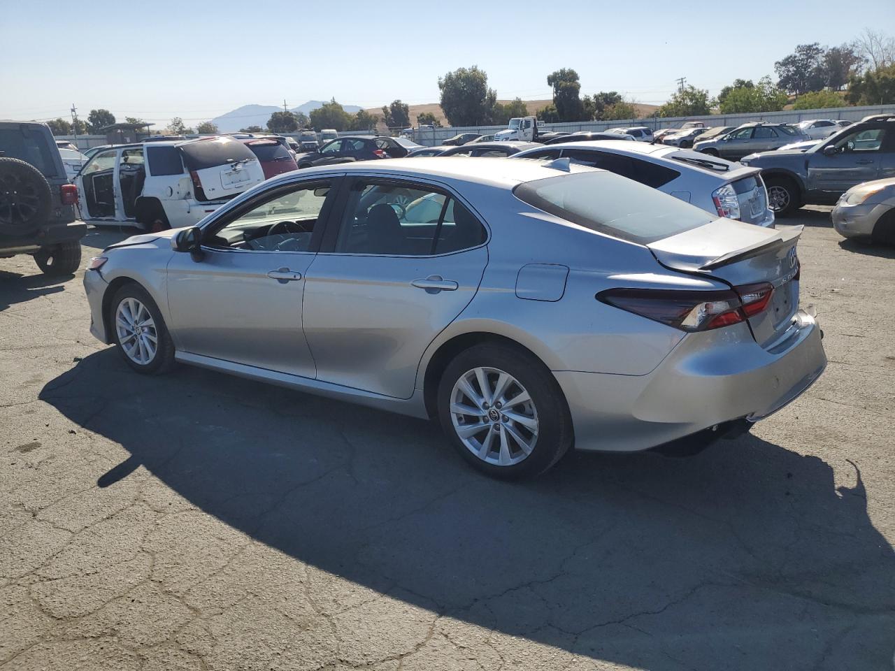 2022 TOYOTA CAMRY LE VIN:4T1C11AK5NU620872